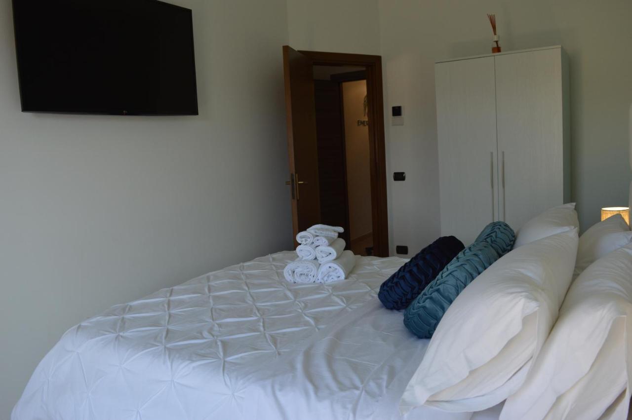 Emerella Guest House Siderno Beach Exterior photo